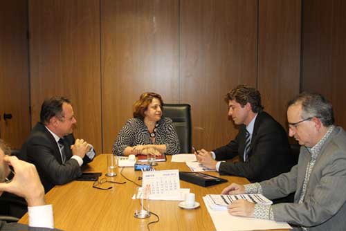 Ampliação do programa Minha Casa, Minha Vida foi pauta de audiência no Ministério das Cidades Ampliação do programa Minha Casa, Minha Vida foi pauta de audiência no Ministério das Cidades