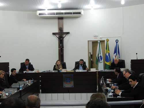 Câmara regulamenta lei de incentivo às micro e pequenas empresas Câmara regulamenta lei de incentivo às micro e pequenas empresas